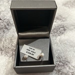 Double sided pearl earrings